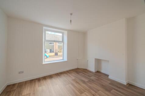 70 Hanbury Road-13.jpg