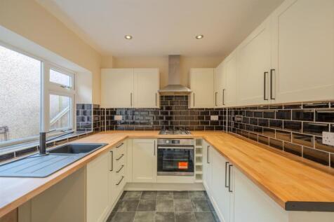 70 Hanbury Road-18.jpg