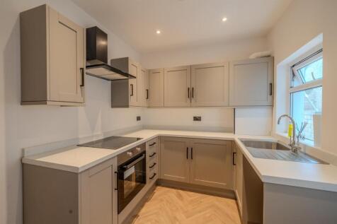 4 Park St New-7.jpg
