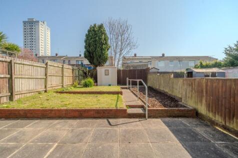 20 Radnor Way-17.jpg