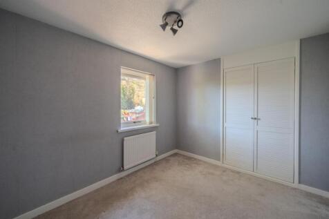 11 Greenfield Close-4.jpg