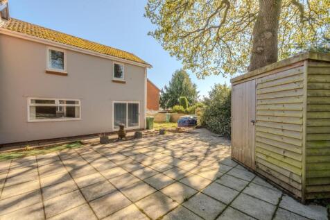 11 Greenfield Close-22.jpg
