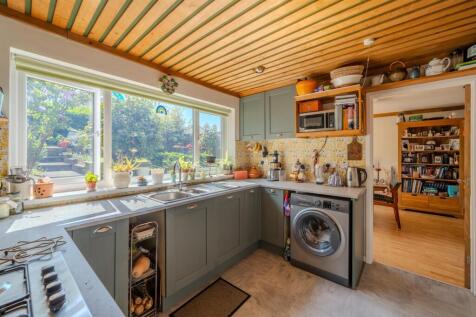 94 Golf Road-16.jpg