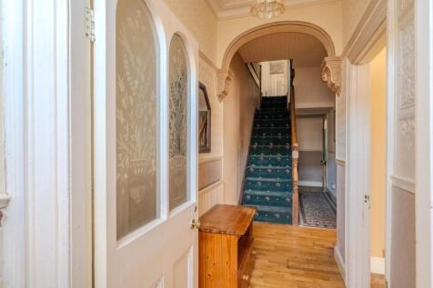 8 Cwmavon Road-8.jpg