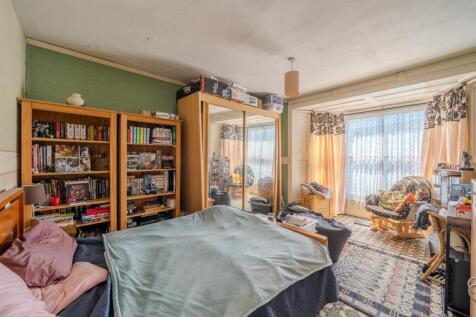 8 Cwmavon Road-2.jpg