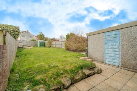 12 Trostrey Close 2.jpg