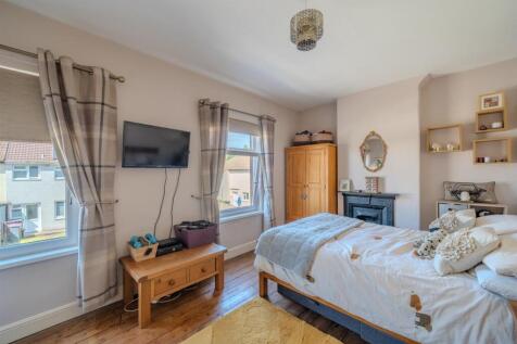 27 Belle Vue Road-1.jpg
