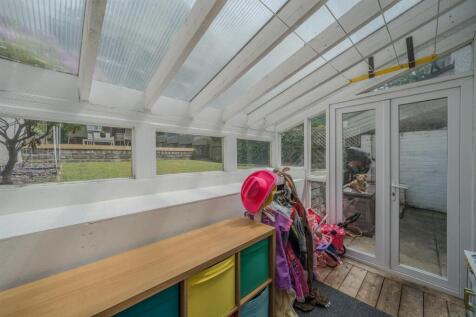 130 Brynhyfryd-17.jpg