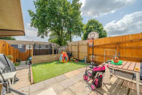 22 Kingsland Walk-15.jpg