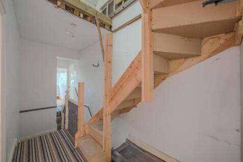26 Sunnybank Rd-5.jpg