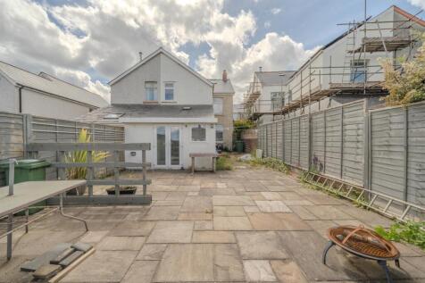 26 Sunnybank Rd-29.jpg