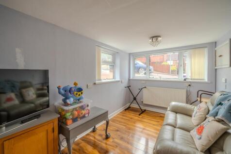 151 Brynglas-9.jpg