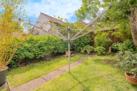 14 Windsor Road 3.jpg