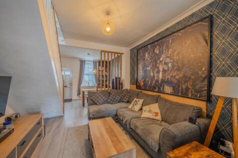21 Gwent Street-12.jpg