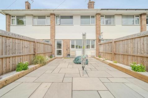 2 Stokes Drive-18.jpg