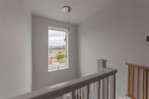 8 Station Road-10.jpg