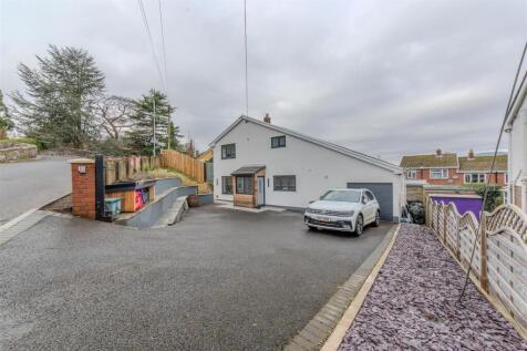 8 Station Road-47.jpg