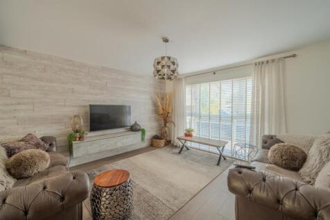 32 Glan Rhyd-14.jpg