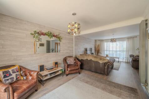 32 Glan Rhyd-17.jpg