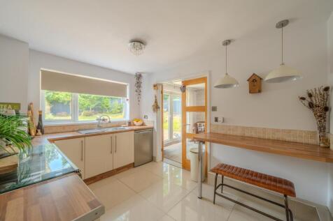32 Glan Rhyd-22.jpg