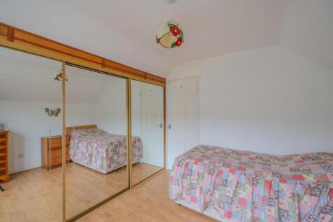 11 Brunel Road-2.jpg