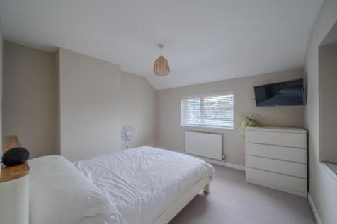 36 Golf Road-7.jpg