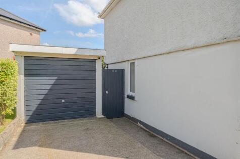 36 Golf Road-24.jpg