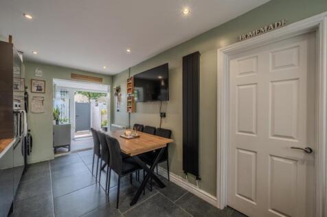 17 Woodlands-18.jpg