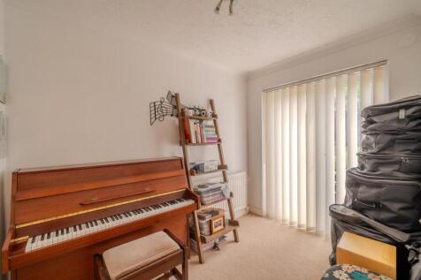 34 Pant Gwyn Close-13.jpg