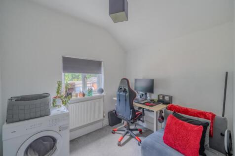 110 Llantarnam Rd-4.jpg