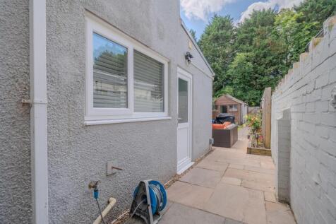 110 Llantarnam Rd-19.jpg