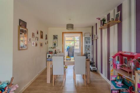 80 Wye Court-12.jpg