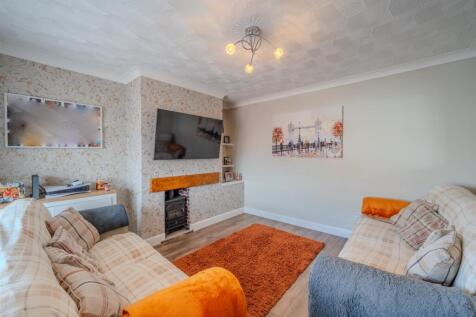 110 Fields Road-11.jpg