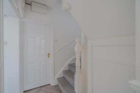 120 Sunnybank Rd-26.jpg