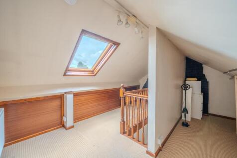120 Sunnybank Rd-3.jpg