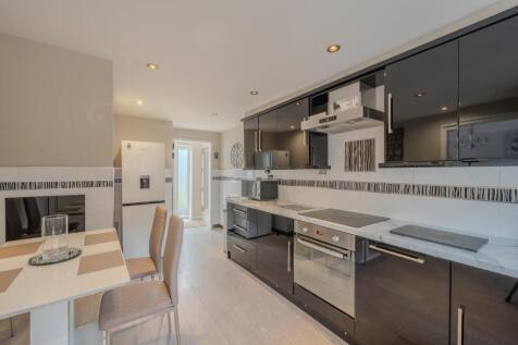 4 Sunnybank-11.jpg