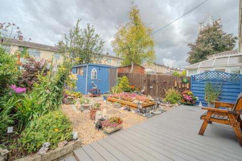 8 Newgale Row-12.jpg
