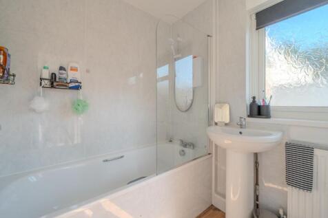 2 Cwm Cottage Road-15.jpg