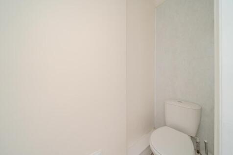 2 Cwm Cottage Road-4.jpg