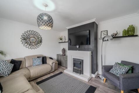 74 Capel Newydd Ave-9.jpg