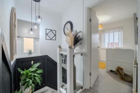 74 Capel Newydd Ave-7.jpg
