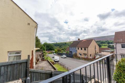 74 Capel Newydd Ave-30.jpg