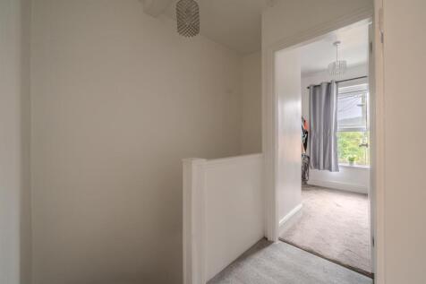 173 Manor Road-5.jpg