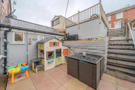 173 Manor Road-17.jpg