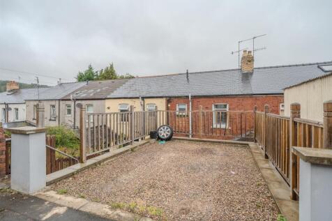 173 Manor Road-15.jpg