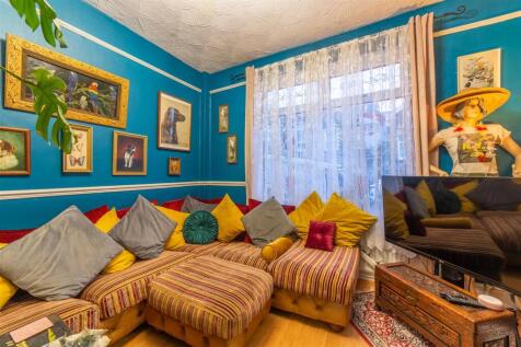 14 Bryn Terrace-8.jpg