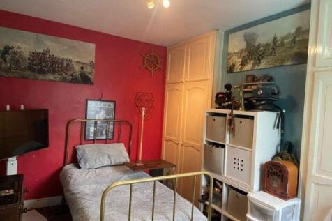 Bedroom.jpg