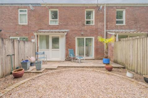 48 Glaslyn Court-18.jpg
