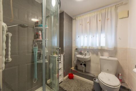 74 Kingsland Walk-4.jpg