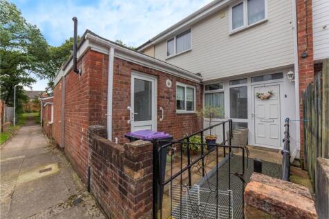 74 Kingsland Walk 1.jpg